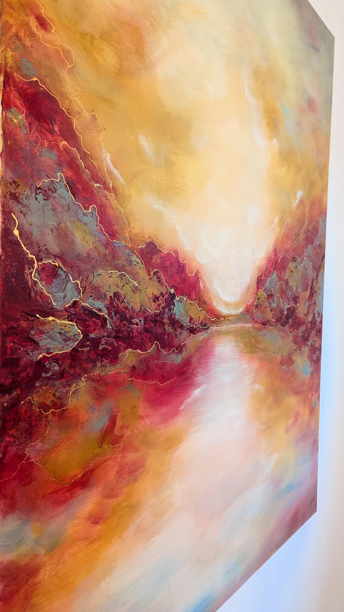 The canvas seen from the side, showing how far the texture stands off the surface.